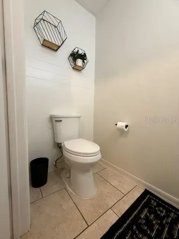 1/2 bath