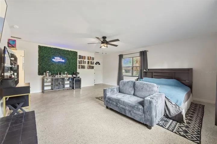 Even space for a cocktail area!