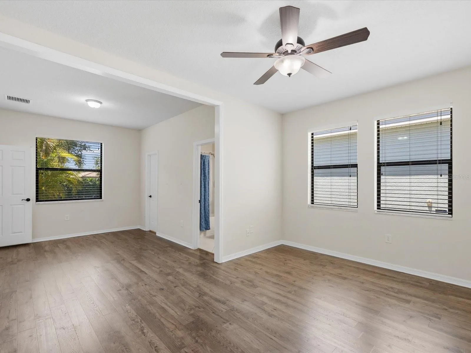 In law suite/ with closet bathroom and living area