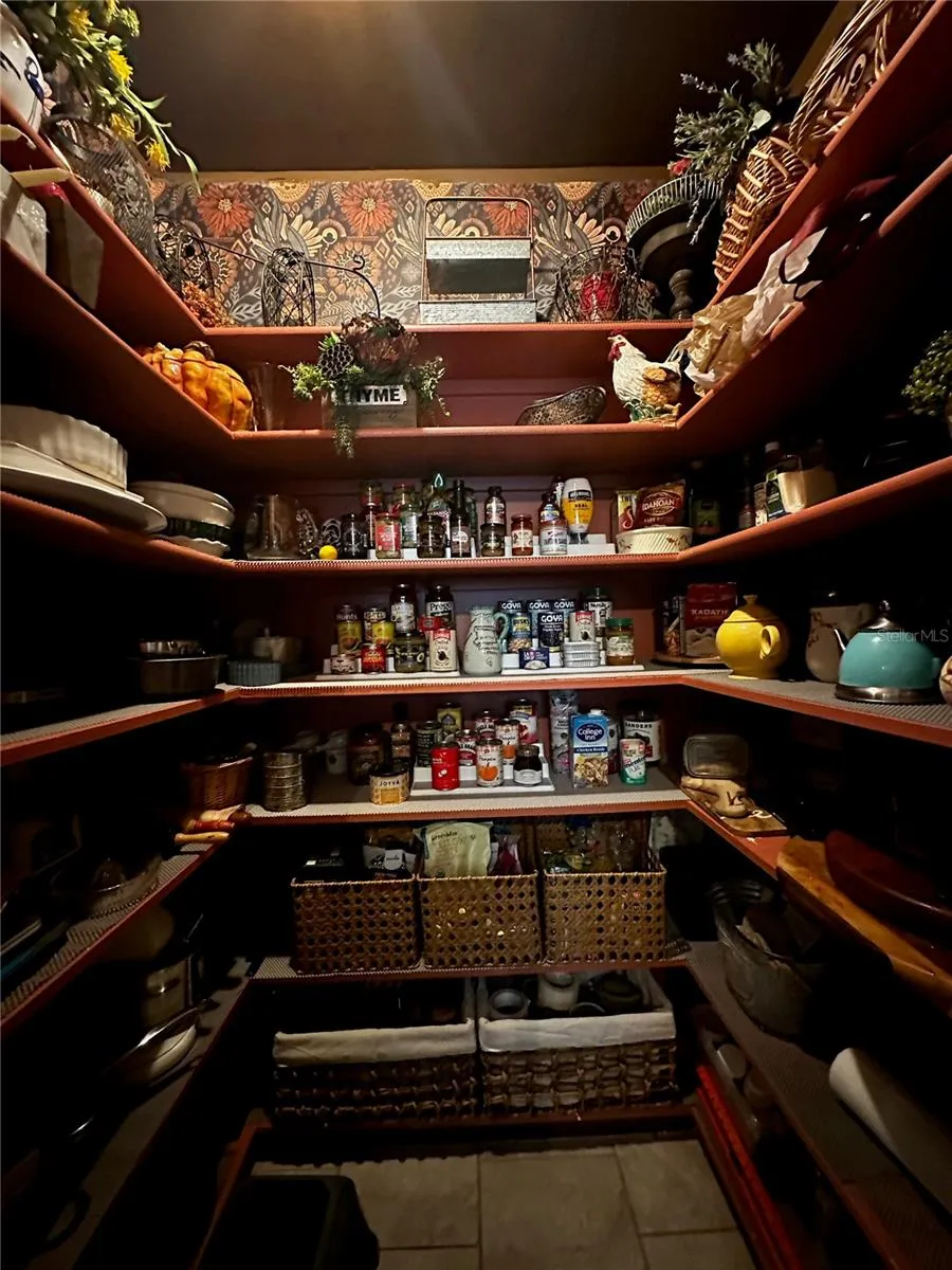 Walk-in pantry