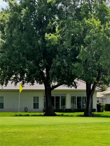 3rd hole putting green