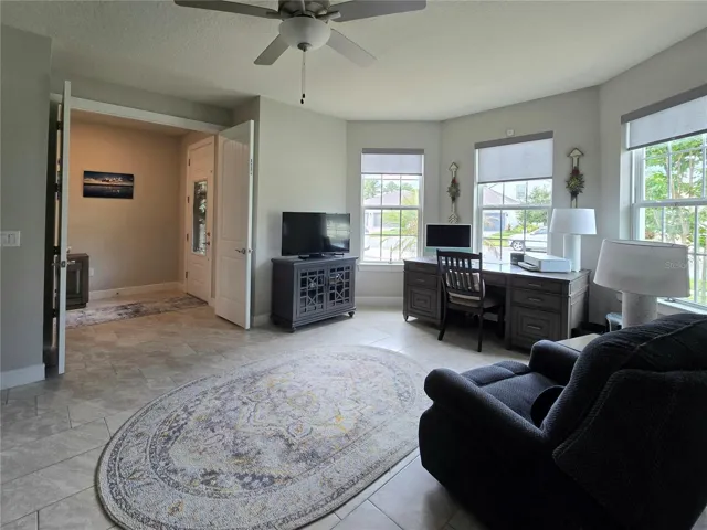Flex room with French Doors