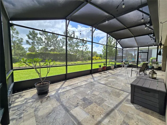 Large Screened Lanai