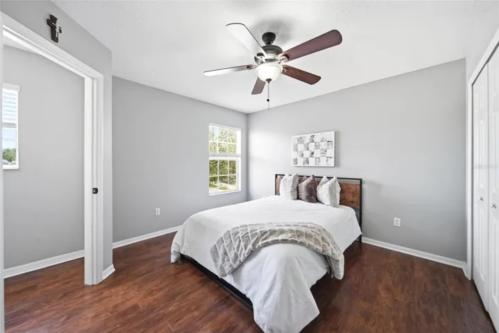 Oversized Bedroom 2