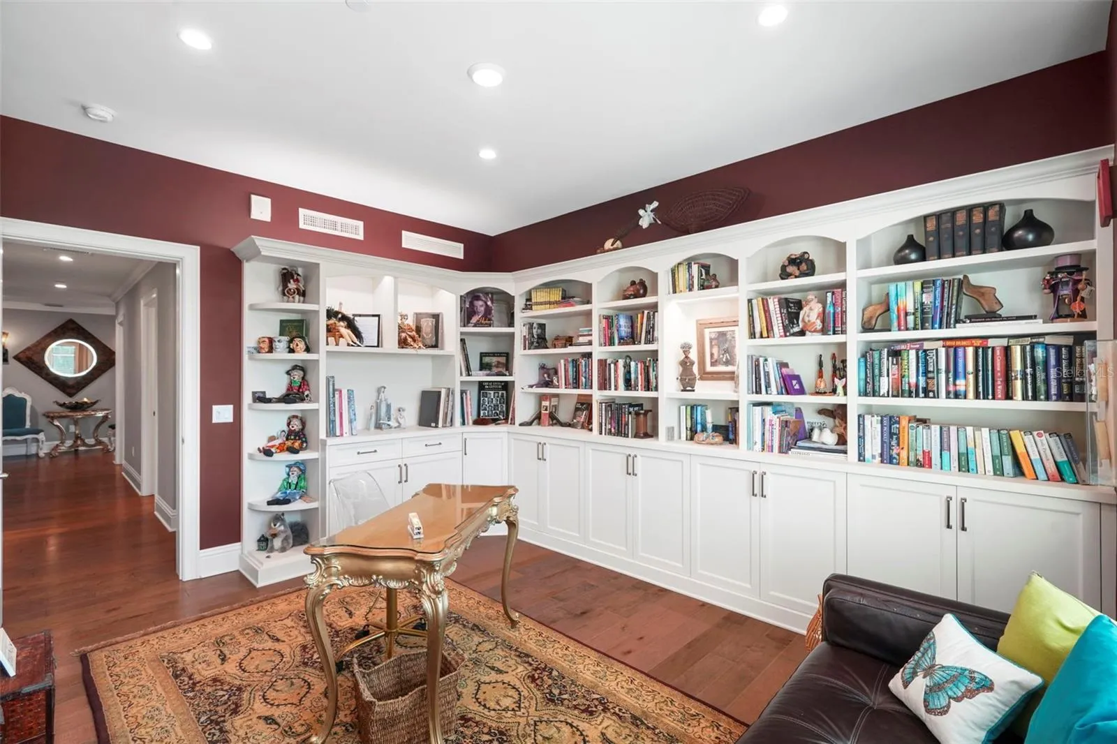 Office/3rd Bedroom