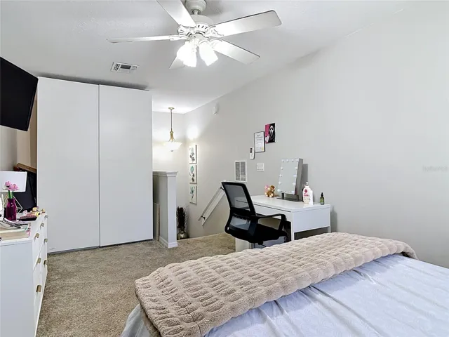 Bonus Room/Den