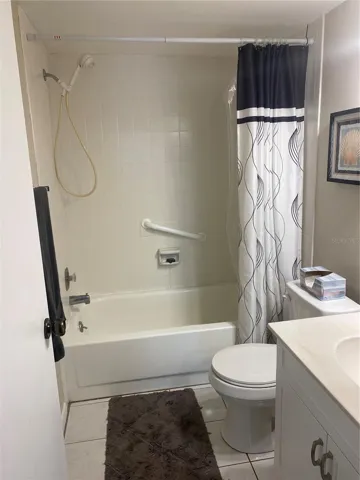 Hall bath has tub/shower