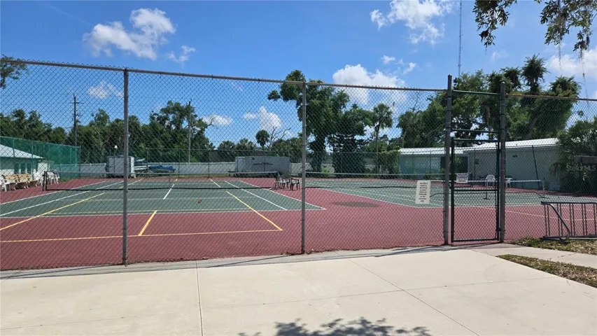 Tennis/pickleball