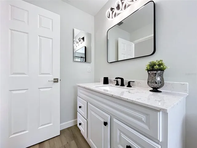 Primary En-Suite