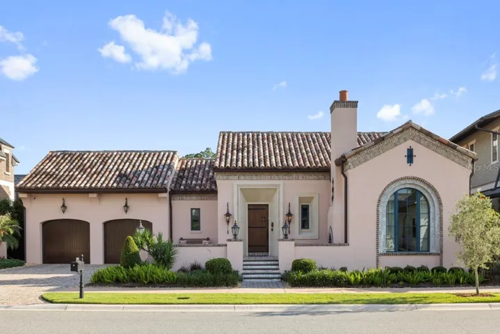 Front Exterior Daytime