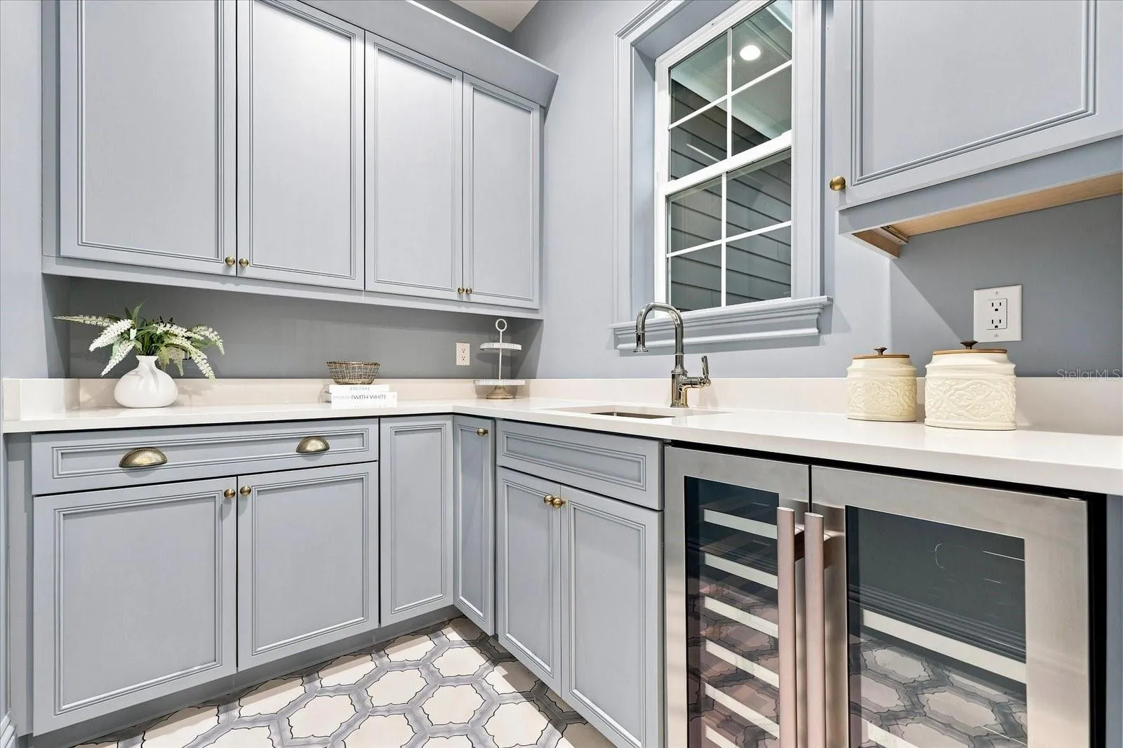 Butler Pantry