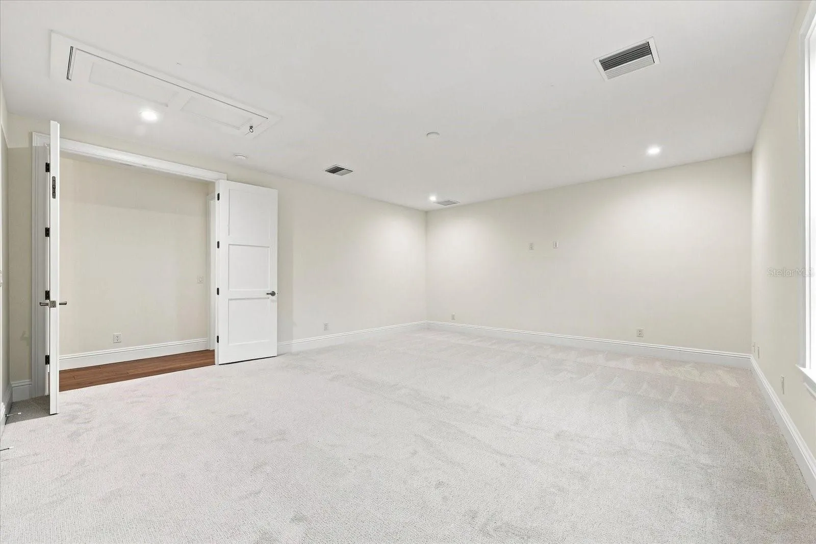 Bonus Room