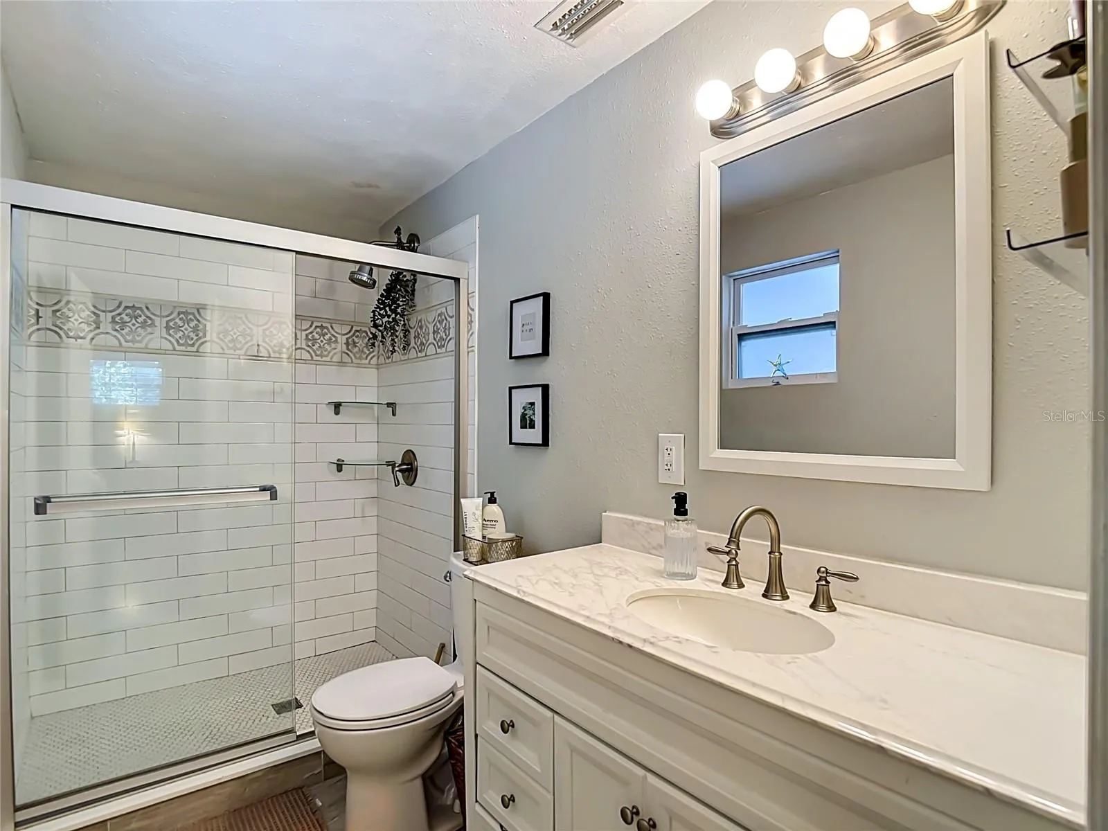 Updated Bathroom-So Pretty