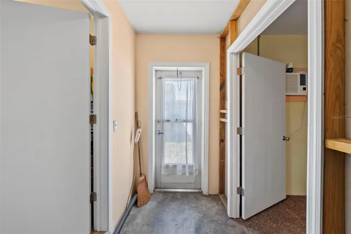 Bonus Room + Yard access. Tons of storage: