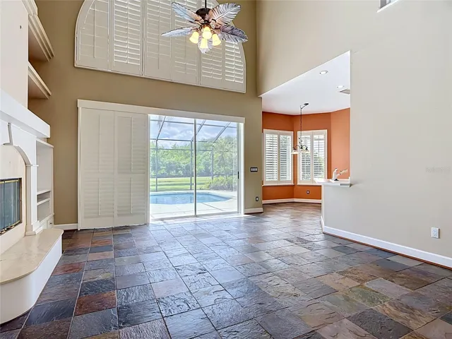Entrance View into Family Room