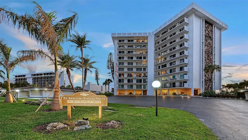 St. Armands Towers South - 101 Benjamin Franklin Drive