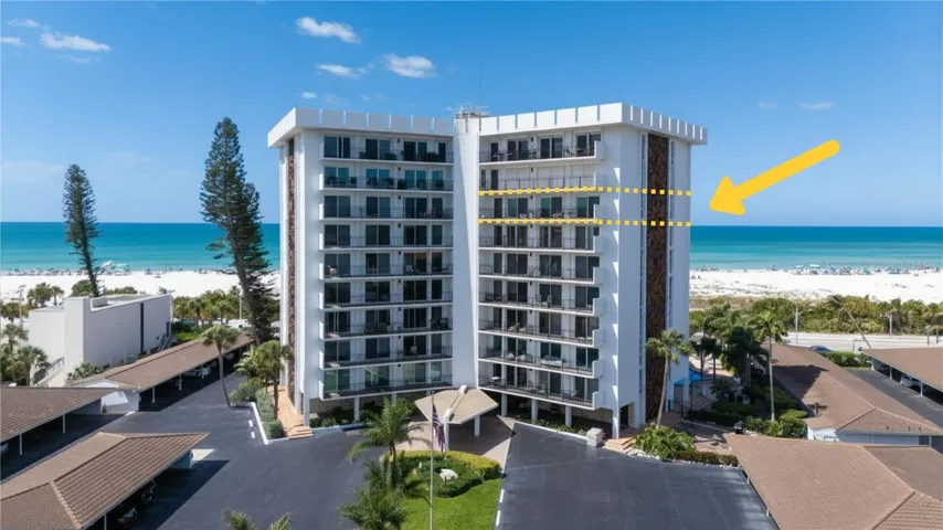 Eighth floor double-unit