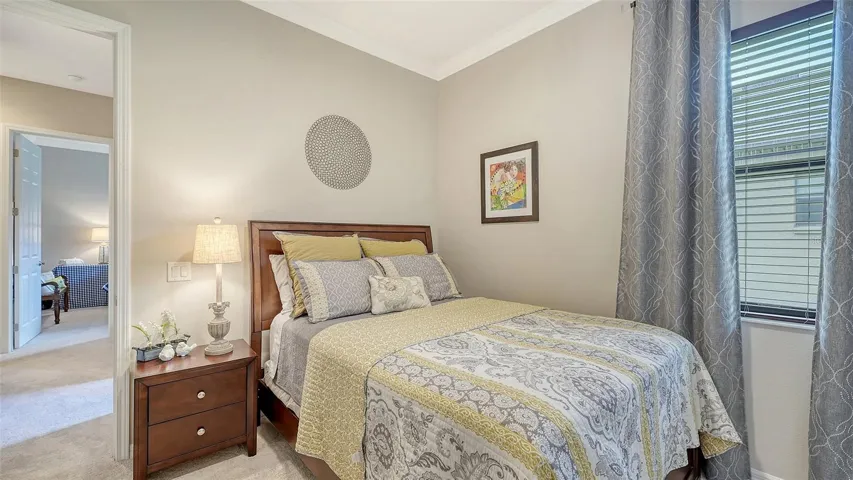 Guest bedroom