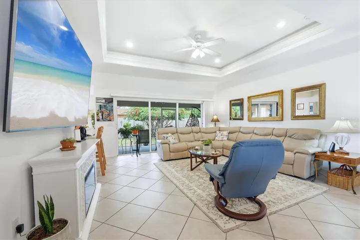 Living Rm