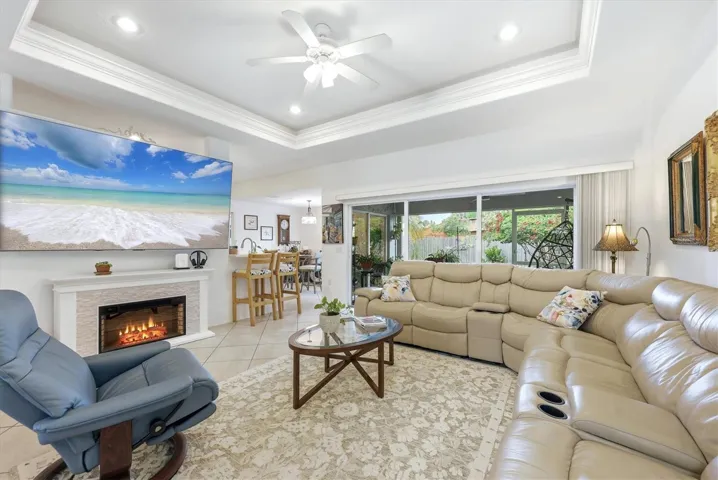 Living rm