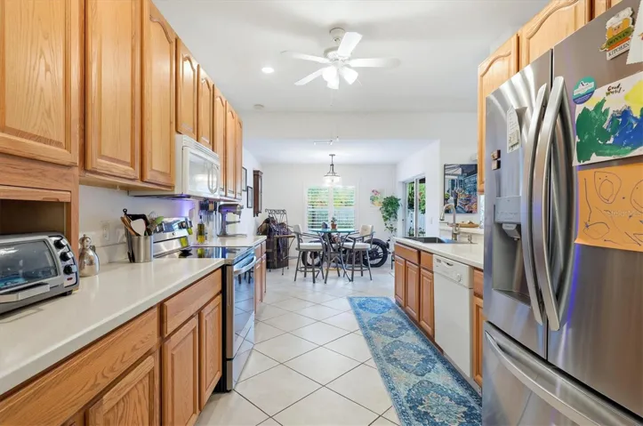 Kitchen/Breakfast Nook
