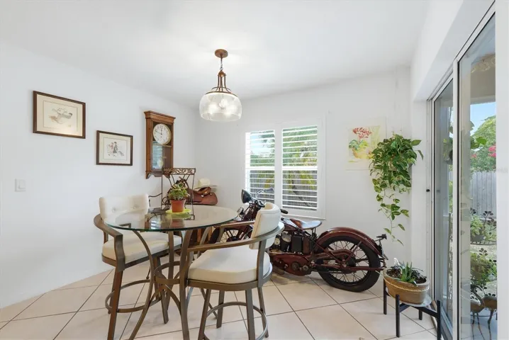 Breakfast Nook