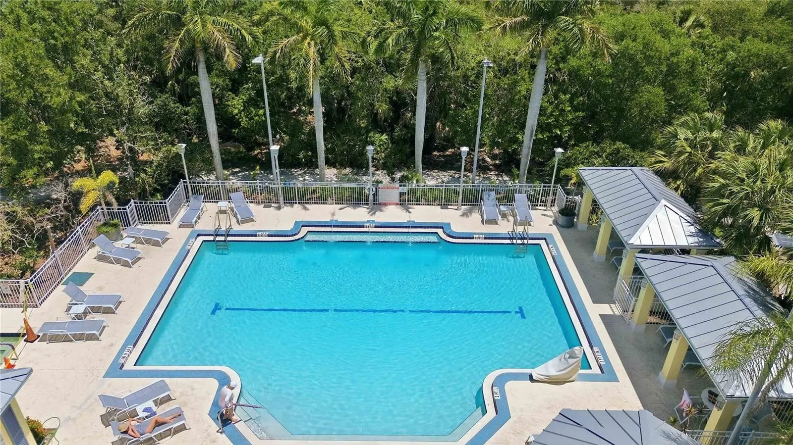 Community Heated Pool &amp; Spa