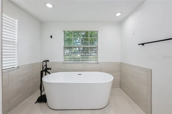 You'll love the soaking tub!