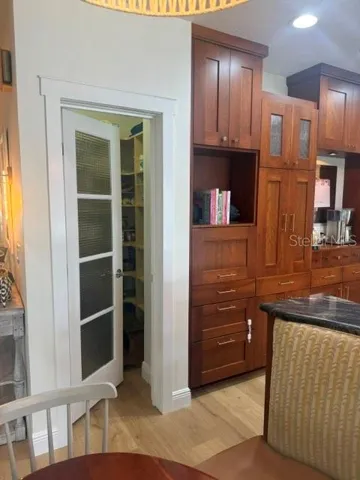 Walk in pantry