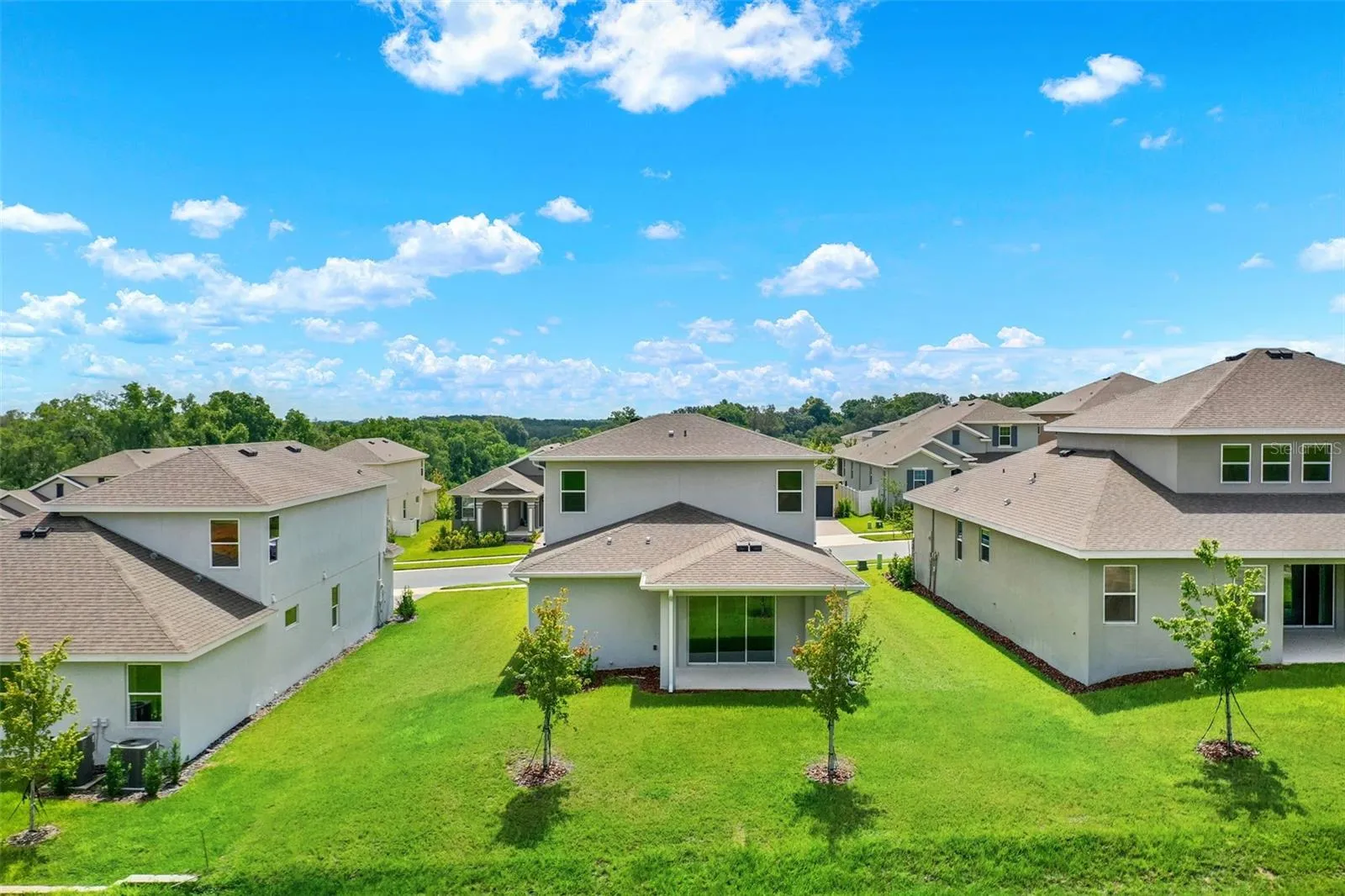 Don't settle for a small lot - this one is 60' with no rear neighbors!  This is quality of life in Minneola Hills!
