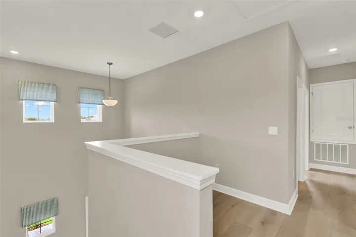 Versatile loft
