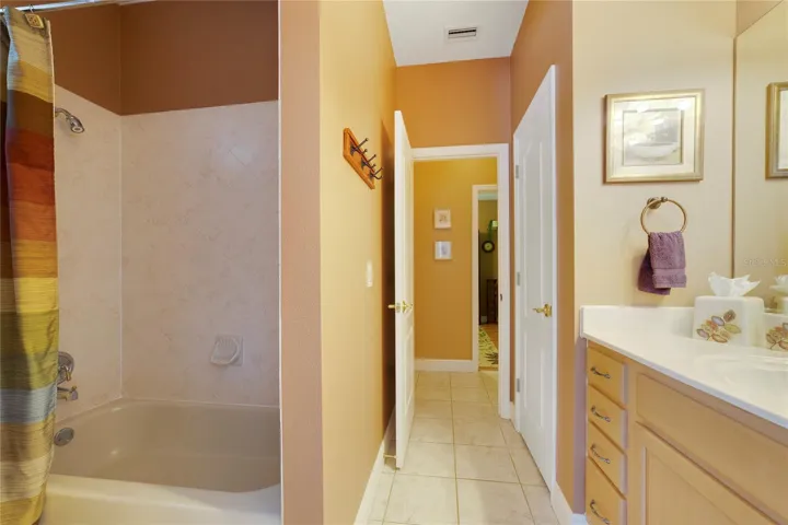 Alternate view of Bathroom #3