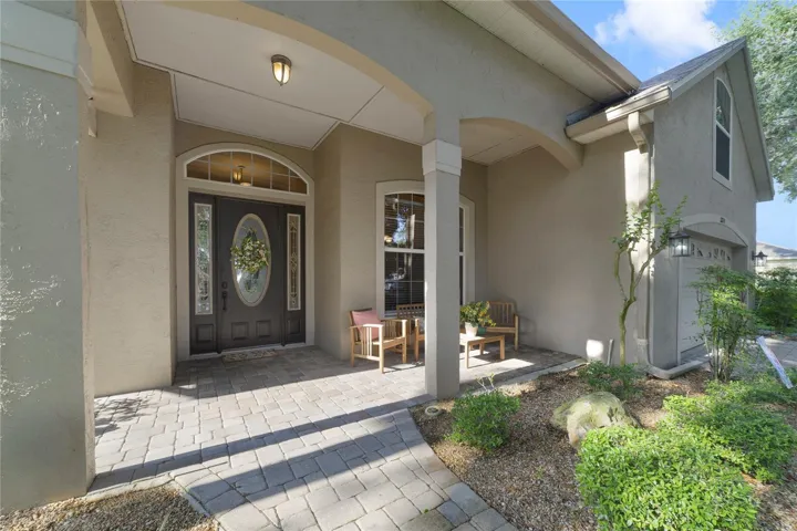 Spacious Front porch