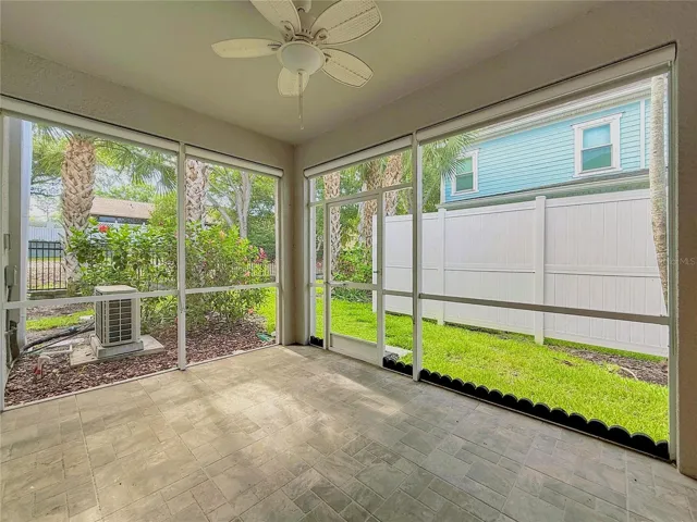 Private lanai