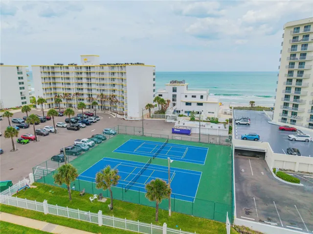 Tennis and Pickleball courts