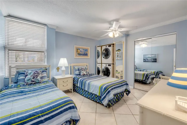 2nd Bedroom with washing and dryer