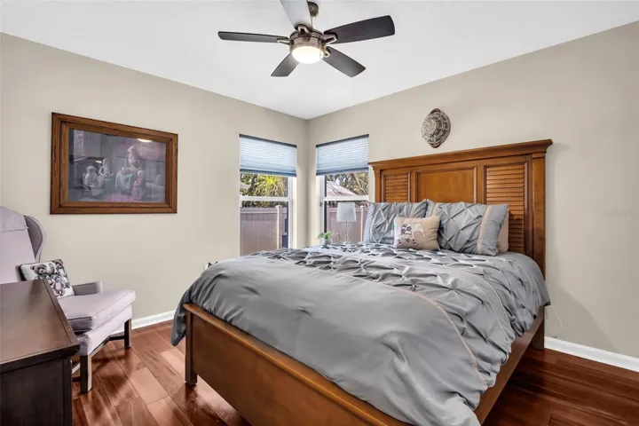 Guest bedroom big enough for a queen with a gracious sized closet~