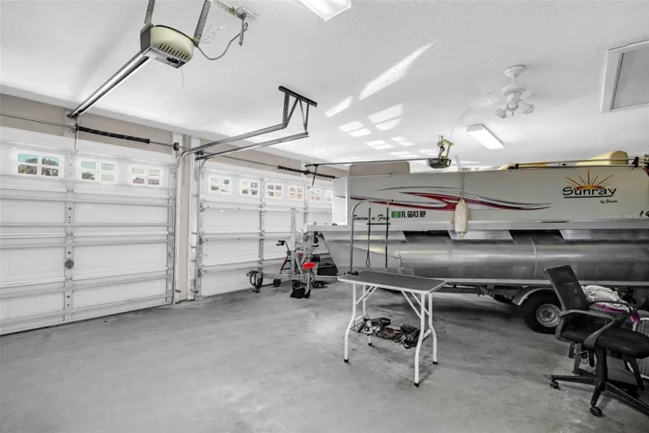You'll love storing your BOAT, vehicle, and toys here~