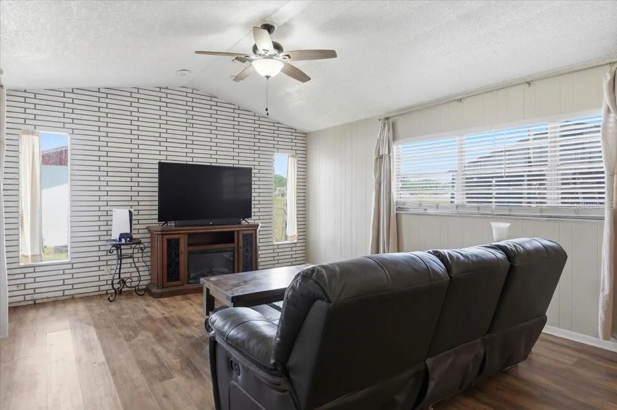 303 Karppe Rd, Plant City, Florida 33567 — photo 11