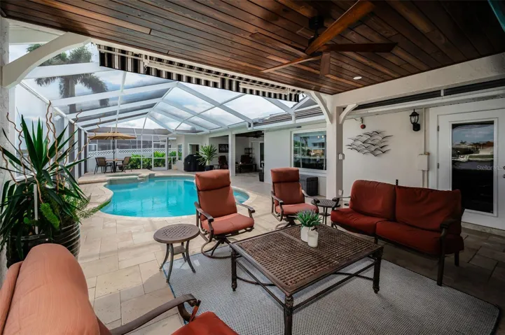 cabana pool view