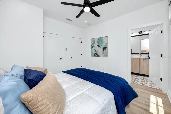 Guest Bedroom with Bathroom Ensuite