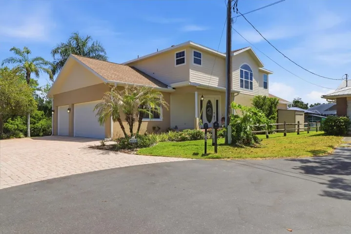 2 Story Home on a Cul-de-Sac w/ 3 Bedrooms, 2.5 Bath, Office, Great Room & HUGE Family/Rec Room