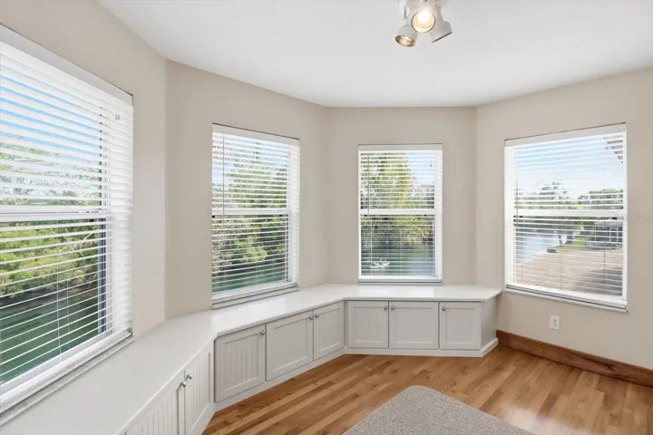 Family Room w/ Bay Windows & Window Seating w/ Storage Underneath