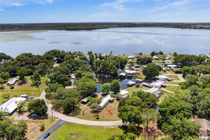 3424 WINDING LANE - WATERFRONT