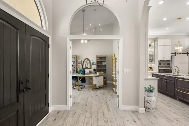 OFFICE 1, DOUBLE DOORS, CEILING FAN, NATURUAL LIGHT