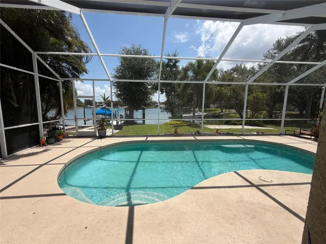 Screened Pool