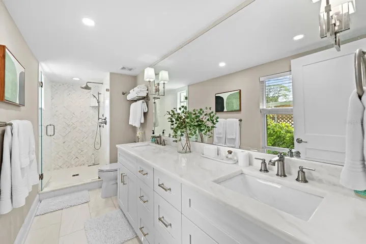 Primary Ensuite Bath