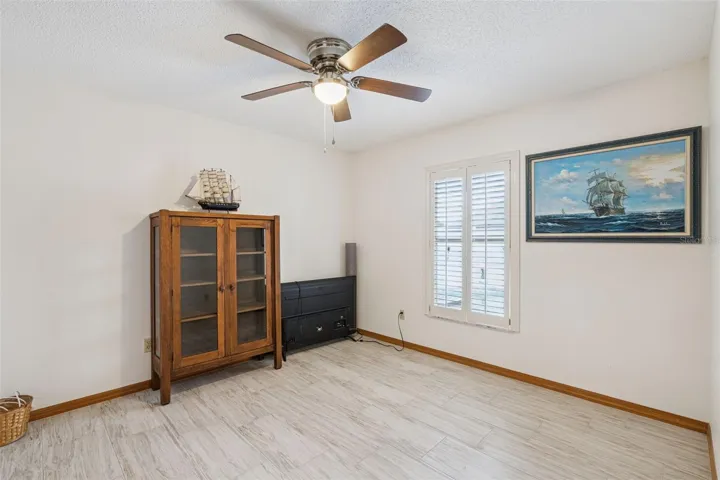 Flexible guest bedroom #3 for guests, office or family needs