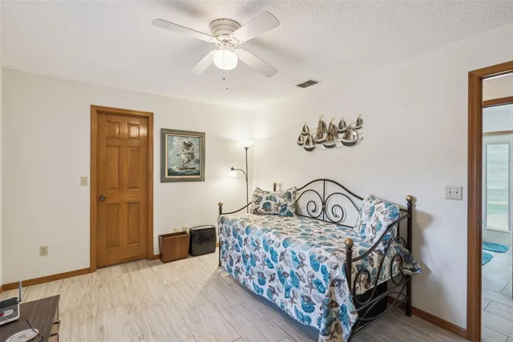 Flexible secondary bedrooms for guests, office or family needs