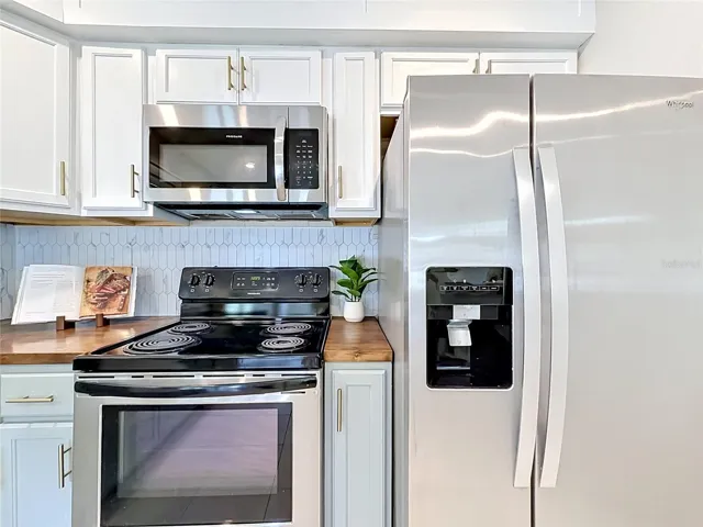 Farmhouse Updated Kitchen
